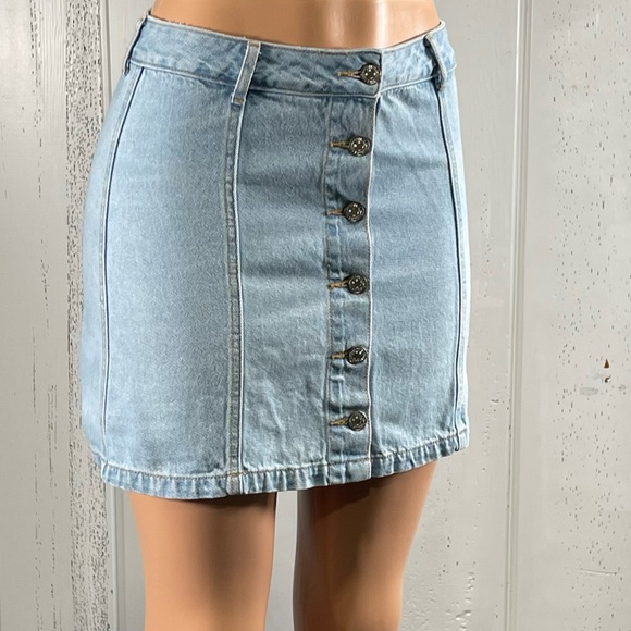 *Forever 21 Women's Denim Button Down Mini Skirt Sz M - Picture 10 of 11